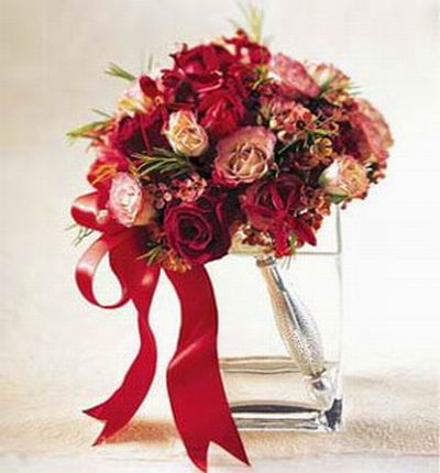 red Roses,pink Roses and red Orchids mix display